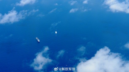 乘伞花去逐浪！直击海上跳伞训练