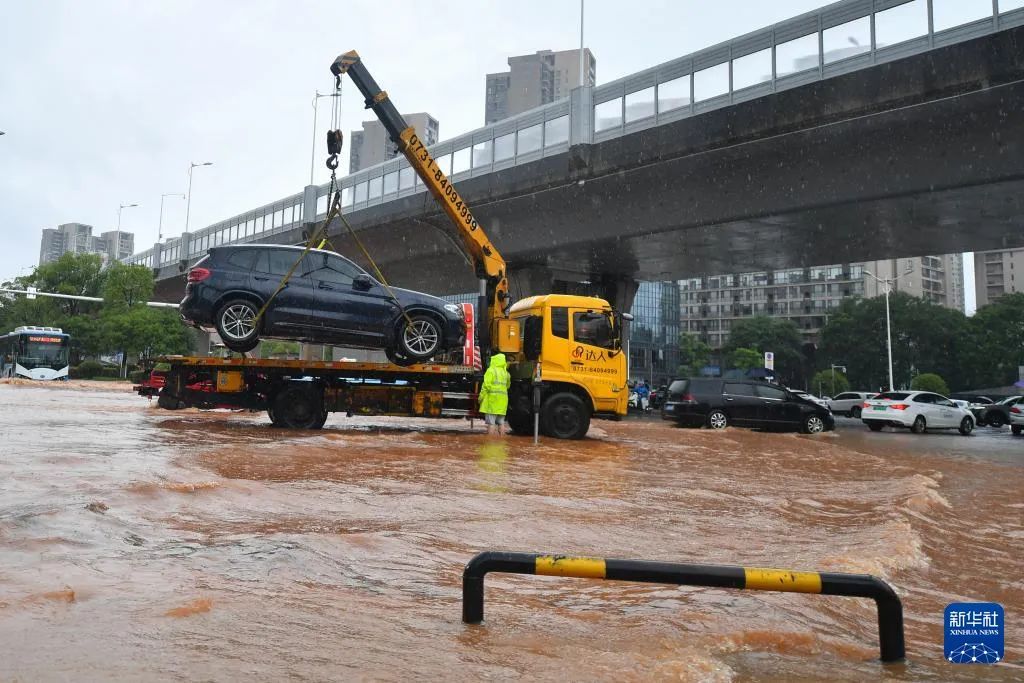 面对暴雨洪水，该如何科学自救？这份指南请查收！