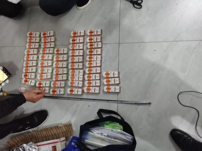 海关缉私部门破获一起走私毒品案 查获大麻烟油、烟叶 海关缉私部门破获一起走私毒品案 查获大麻烟油、烟叶