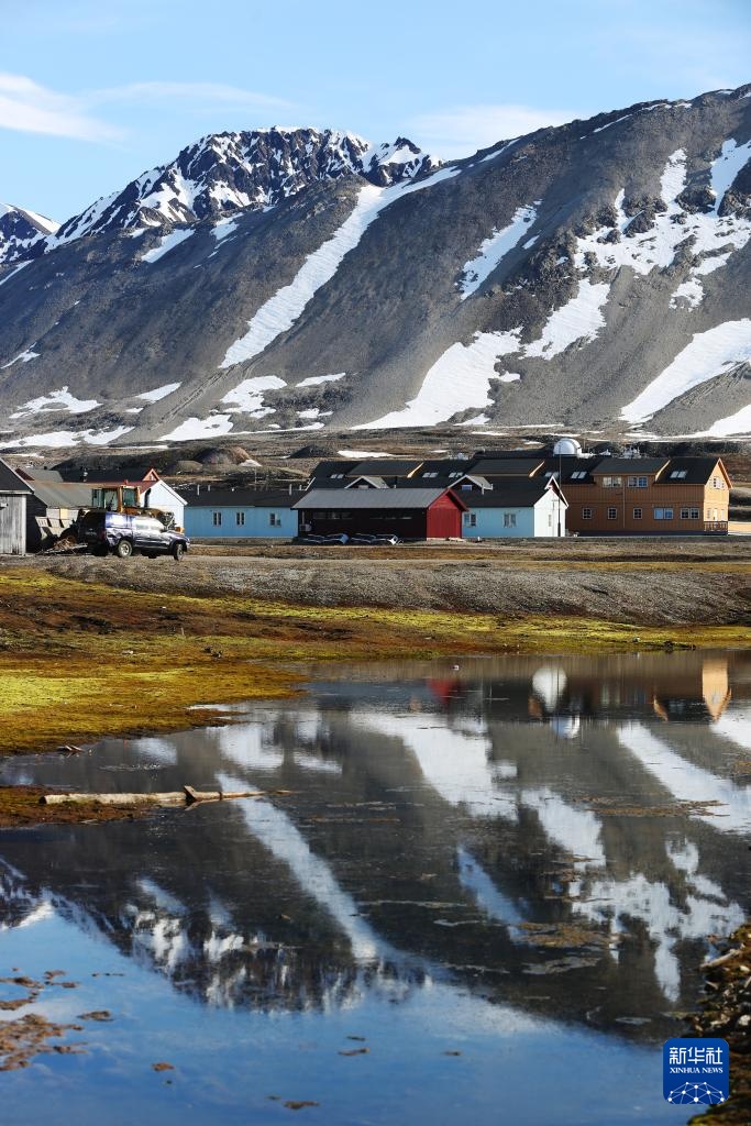 极昼下的地球最北小镇 极昼下的地球最北小镇