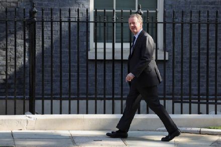 英大臣竟靠赌大选日赢了2千镑