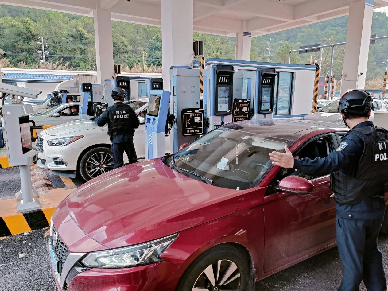 广西出入境边防检查总站全方位筑牢禁毒防线