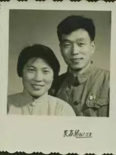 “老太太来，老太太来！” 顶尖科学家的平凡爱情