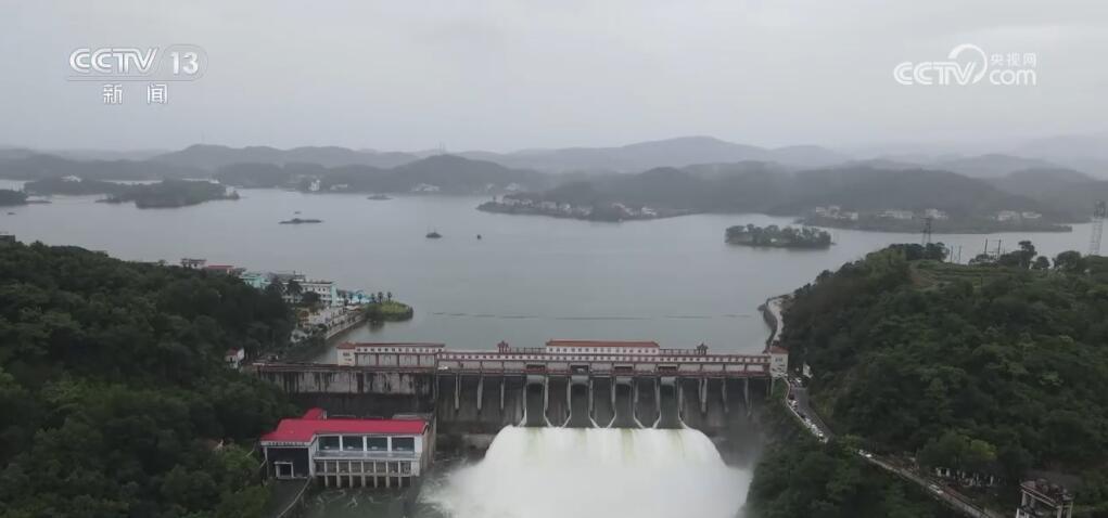 重车压桥、水库调度……洪水来临 各地多措并举防洪防汛保安全