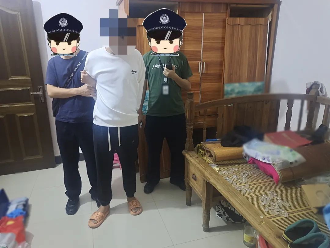 这对情侣，双双被抓！