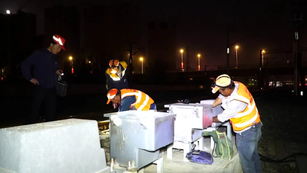 包银高铁惠银段接入银川高速场!联调联试即将开始! 包银高铁惠银段接入银川高速场!联调联试即将开始!