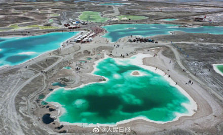 惊艳!青海翡翠湖晶莹剔透美如宝石 惊艳!青海翡翠湖晶莹剔透美如宝石