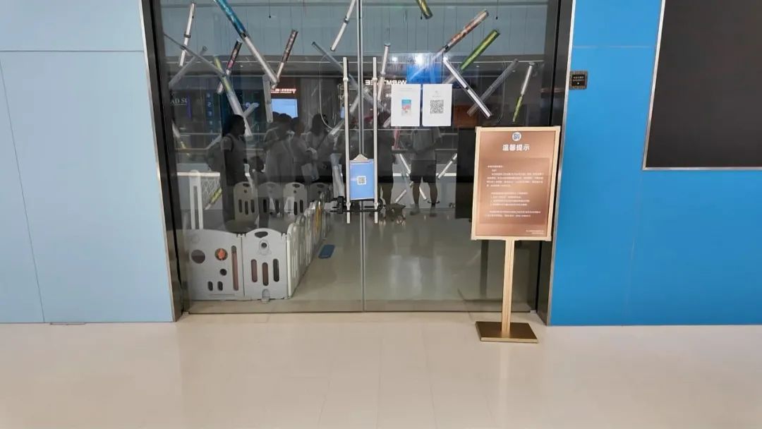 又一家突然暴雷“闭店”！600多人集体维权