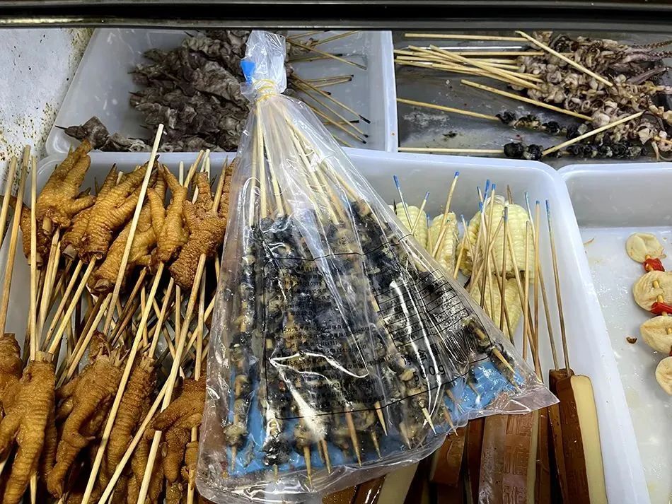 一年卖出几百吨！你爱吃的这种美食可能是假的！真相曝光→