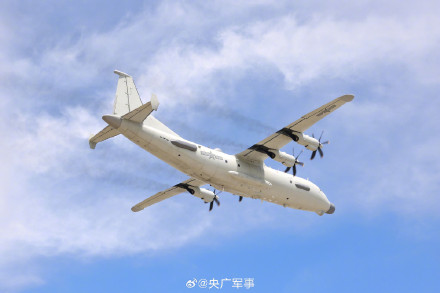 海军航空兵多机型飞行训练大片