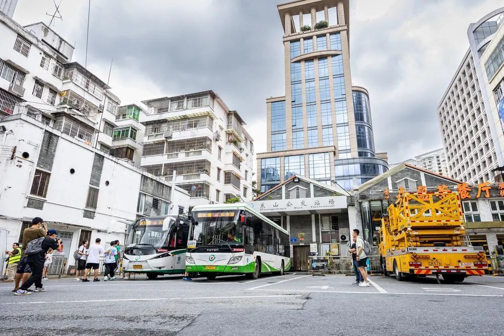广州无轨电车“电鲨”“电鹰”将于6月30日退役