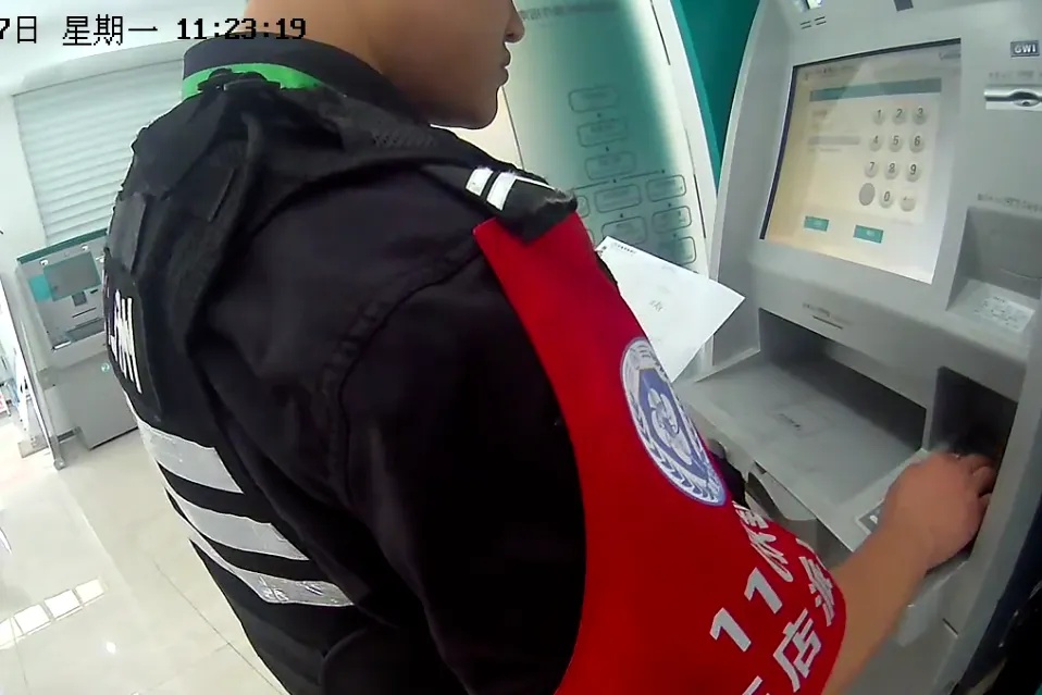 妻子突然“消失”，丈夫打110后发现真相