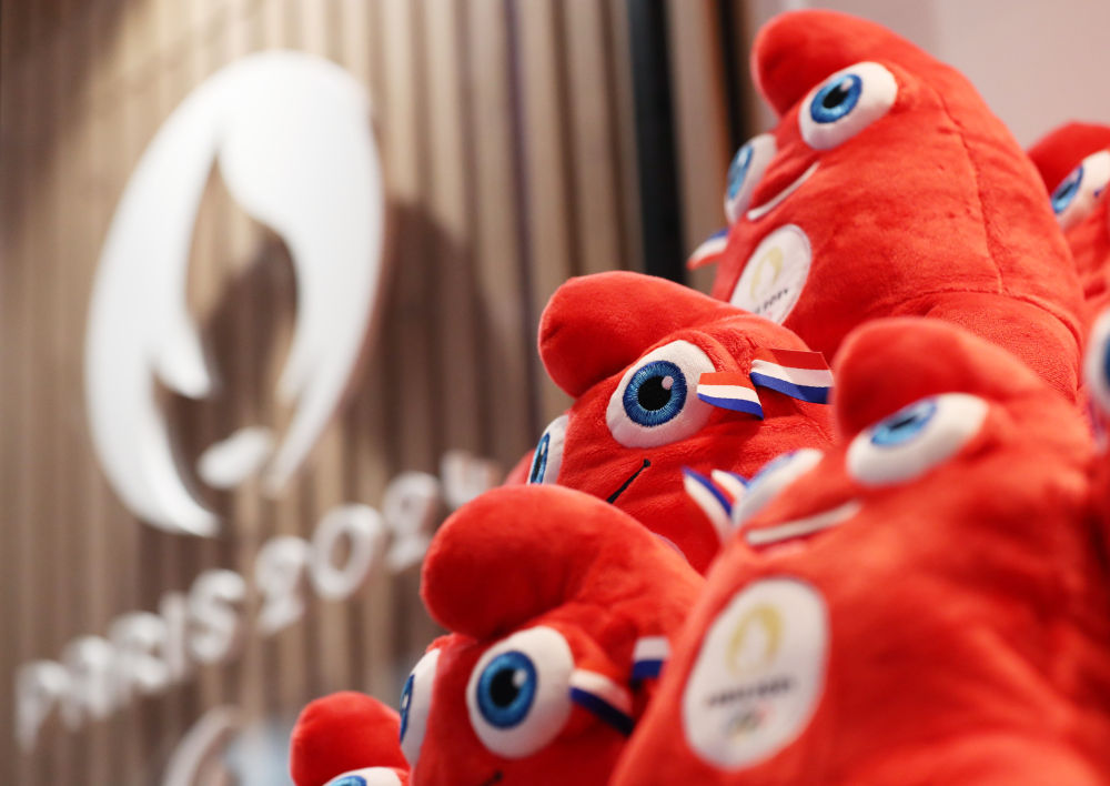 追光 | 逛最大的奥运纪念品店，买最多的“中国制造”