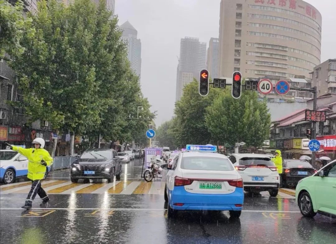 最新发布：武汉暴雨预警升级！