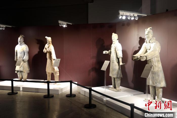 “大秦雄风——兵马俑与秦始皇帝陵特展”在台湾高雄开幕 “大秦雄风——兵马俑与秦始皇帝陵特展”在台湾高雄开幕