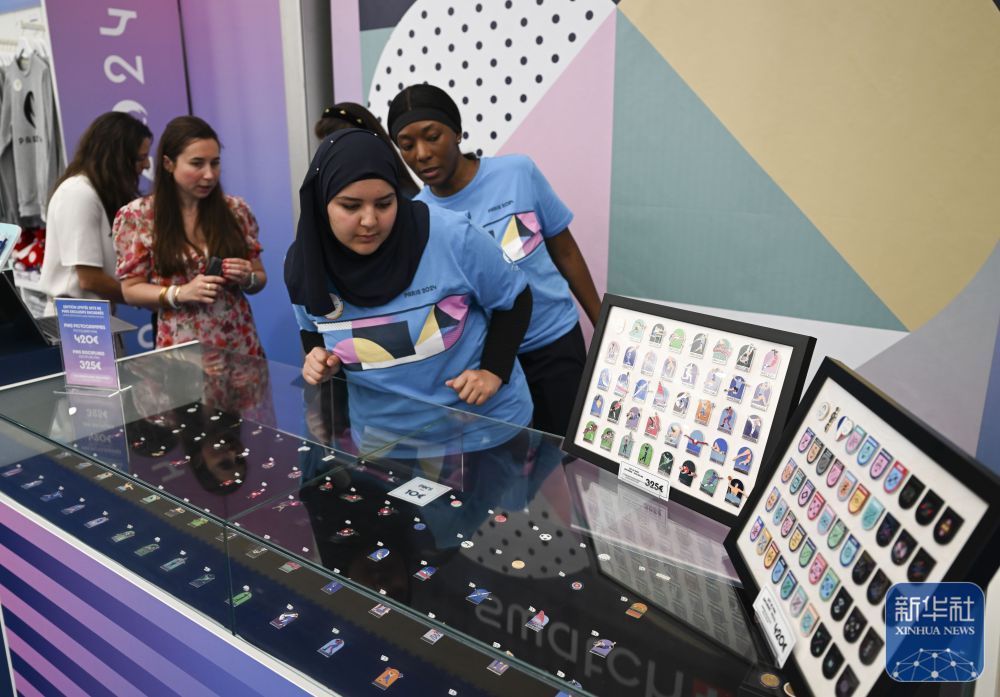 巴黎奥运会|探访巴黎奥运会官方特许商品旗舰店 巴黎奥运会|探访巴黎奥运会官方特许商品旗舰店