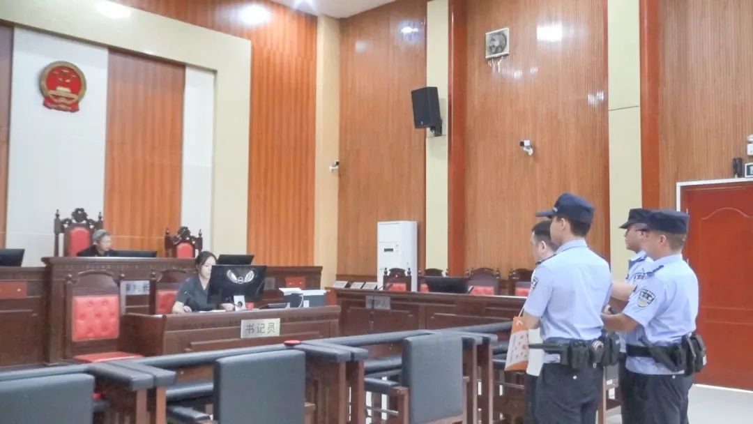 社会危害极大,罪行极其严重!广西百色、柳州两毒贩被执行死刑! 社会危害极大,罪行极其严重!广西百色、柳州两毒贩被执行死刑!