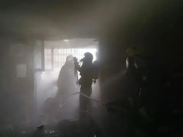 火灾中如何成功逃生?真实案例,沉浸式学习! 火灾中如何成功逃生?真实案例,沉浸式学习!