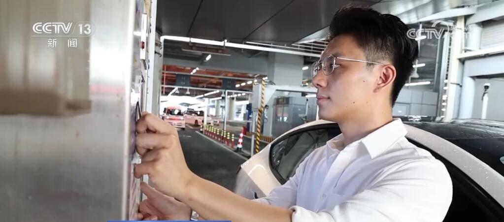 车畅、人兴、财旺 “港车北上”为繁荣活跃的大湾区写下生动注脚 车畅、人兴、财旺 “港车北上”为繁荣活跃的大湾区写下生动注脚