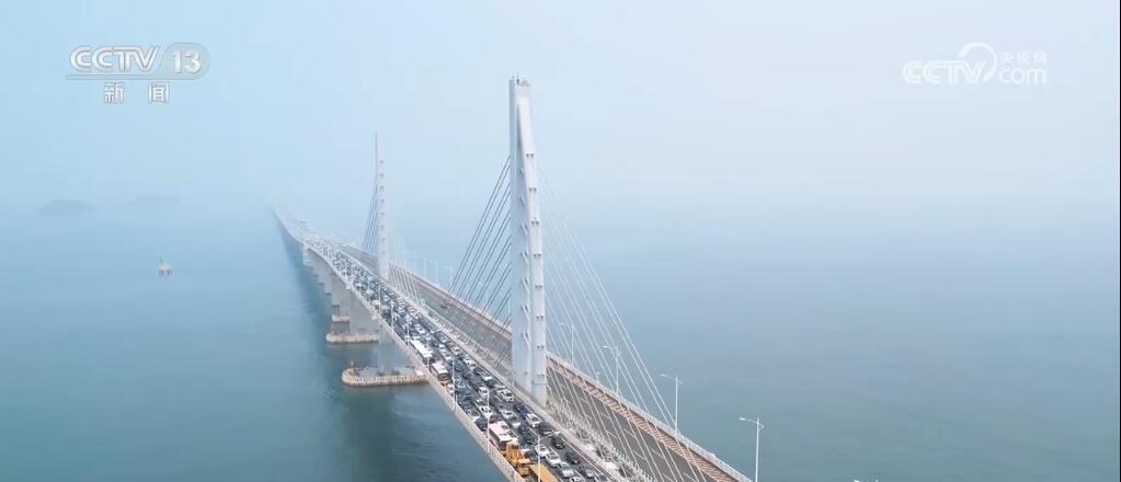 车畅、人兴、财旺 “港车北上”为繁荣活跃的大湾区写下生动注脚 车畅、人兴、财旺 “港车北上”为繁荣活跃的大湾区写下生动注脚