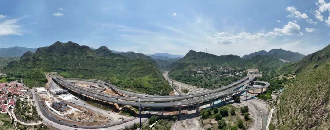 京西山区首条高速今日通车，西六环至灵山从2小时变45分钟