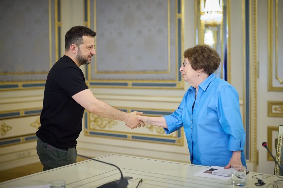 突发!乌克兰首都遭导弹袭击 突发!乌克兰首都遭导弹袭击