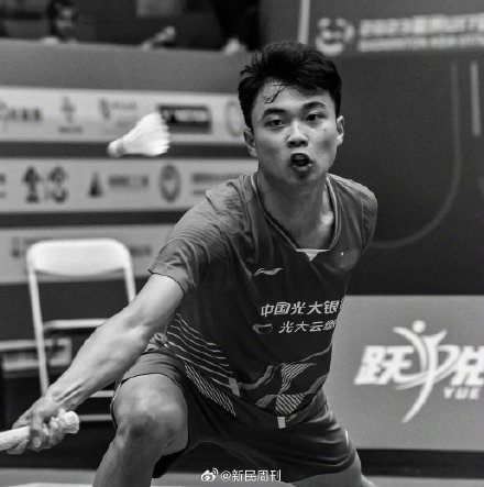 中国羽毛球运动员张志杰比赛晕倒去世