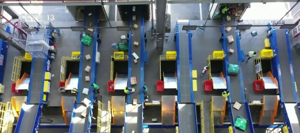 破800亿件、17.5万亿元……多项指标积极向好 中国经济呈现“稳”“进”“好” 破800亿件、17.5万亿元……多项指标积极向好 中国经济呈现“稳”“进”“好”