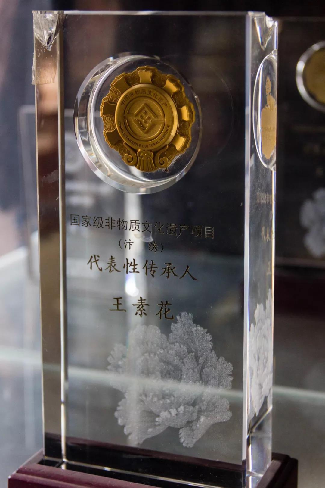 何以中国&middot;运载千秋丨89岁“绣娘”“汴”出《清明上河图》