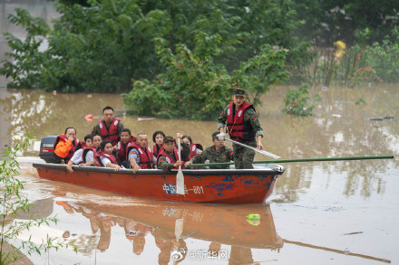 汨罗江洪水暴涨 平江县汨罗市全社会总动员抗洪抢险 汨罗江洪水暴涨 平江县汨罗市全社会总动员抗洪抢险
