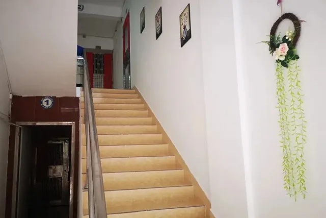 消防通道=生命通道，请时刻保持畅通！