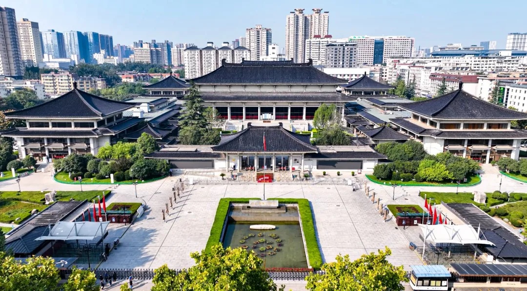 今日起,陕西历史博物馆延长开放时间→ 今日起,陕西历史博物馆延长开放时间→