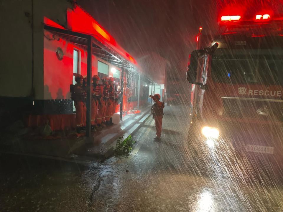 浏阳河畔防汛纪实：雨过天晴，再现美好生活