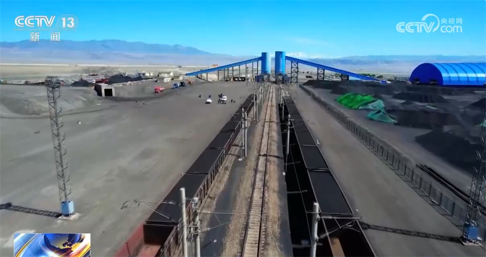 “疆煤外运”+“北煤南运” 我国全力为各地“迎峰度夏”提供保障 “疆煤外运”+“北煤南运” 我国全力为各地“迎峰度夏”提供保障