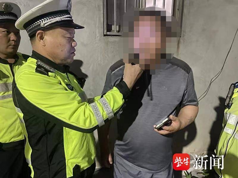 男子酒驾取快递，不料自己被交警“签收”
