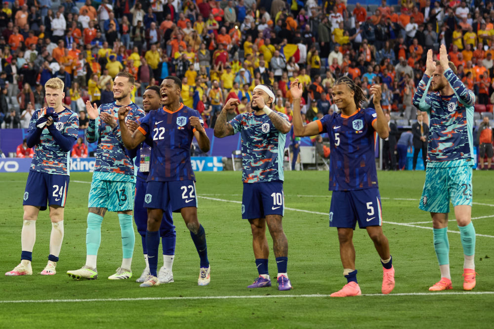 欧锦赛 | 荷兰队主帅科曼：要想进决赛 还得这么踢