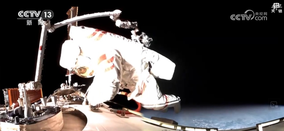 将“丝滑”进行到底!“活力乘组”出舱“奔袭”之路完美 将“丝滑”进行到底!“活力乘组”出舱“奔袭”之路完美