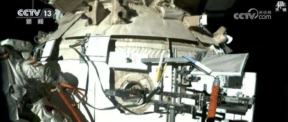 将“丝滑”进行到底!“活力乘组”出舱“奔袭”之路完美 将“丝滑”进行到底!“活力乘组”出舱“奔袭”之路完美