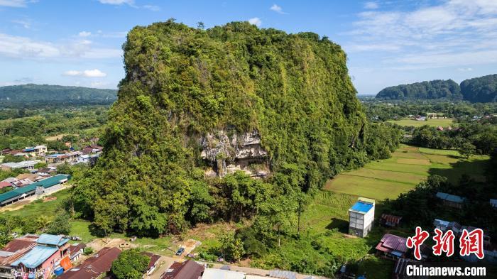 研究称,印尼5.12万年前类人形象与野猪互动洞穴画或为世界最早 研究称,印尼5.12万年前类人形象与野猪互动洞穴画或为世界最早