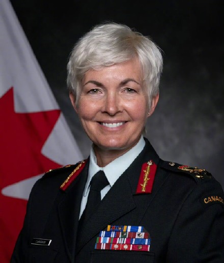 加拿大任命首位女性国防参谋长