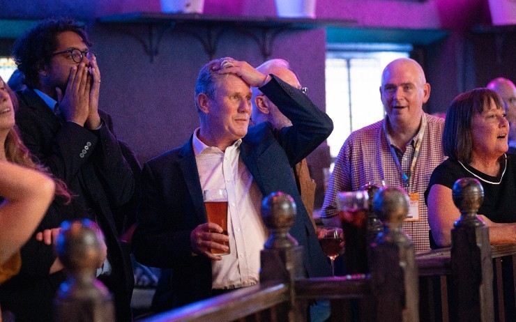 八年六任“走马灯” 他能收拾英国“烂摊子”吗？