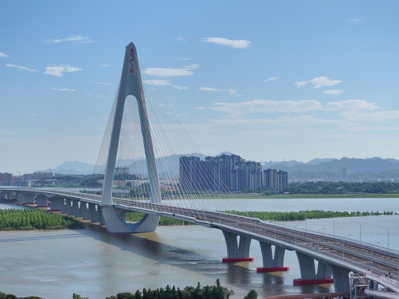 长沙香炉洲大桥正式通车 长沙香炉洲大桥正式通车