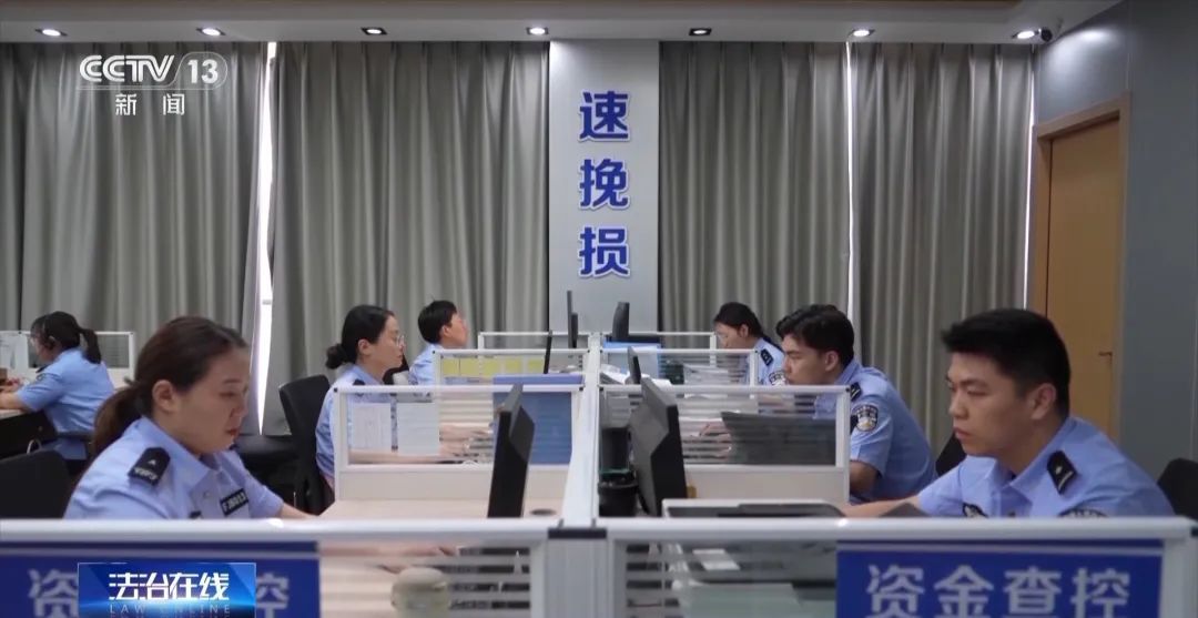 上海女生留学期间被骗18万元!回国报案次日神秘出走,家里出现蹊跷一幕 上海女生留学期间被骗18万元!回国报案次日神秘出走,家里出现蹊跷一幕