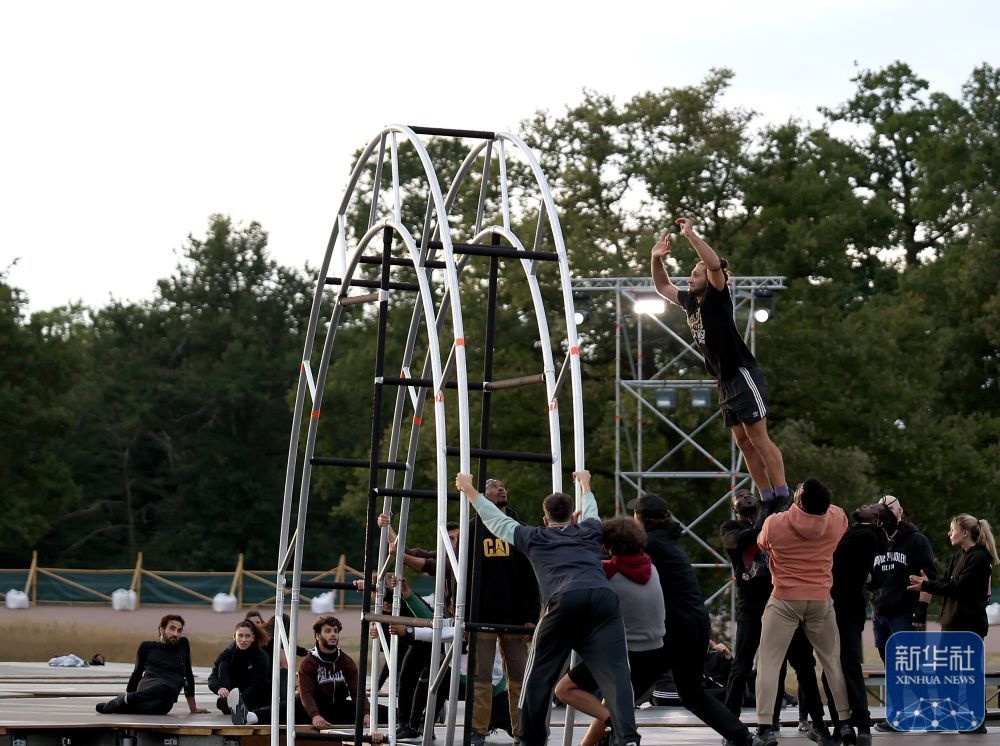 探访巴黎奥运会闭幕式彩排