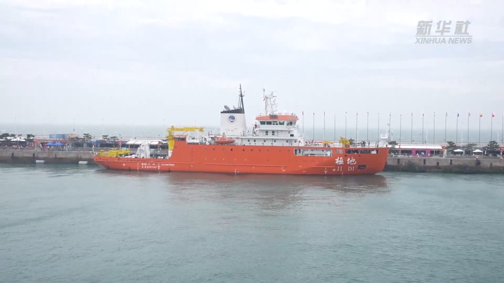 探访即将出征的“雪龙2”号和“极地”号