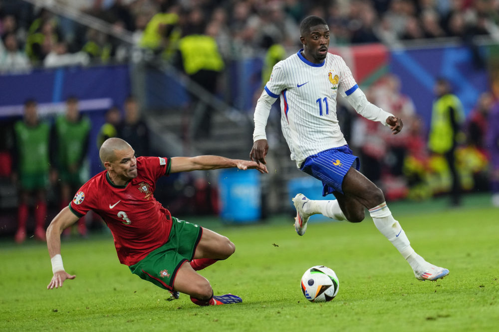 足球丨欧锦赛淘汰赛:法国队胜葡萄牙队 晋级四强 足球丨欧锦赛淘汰赛:法国队胜葡萄牙队 晋级四强