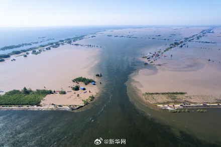 直击洞庭湖抢险救援一线!湖南岳阳市华容县团洲垸洞庭湖一线堤防决口现场抢险进行时 直击洞庭湖抢险救援一线!湖南岳阳市华容县团洲垸洞庭湖一线堤防决口现场抢险进行时