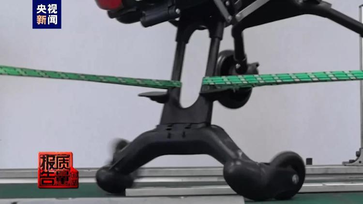 部分网上热销遛娃车存在安全隐患,有关部门立即采取处置措施 部分网上热销遛娃车存在安全隐患,有关部门立即采取处置措施