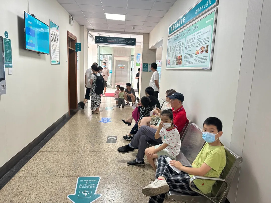 近期激增!浙江一医院已确诊700多例!传染性较强,尚无特效药,中招的不少是小孩子 近期激增!浙江一医院已确诊700多例!传染性较强,尚无特效药,中招的不少是小孩子
