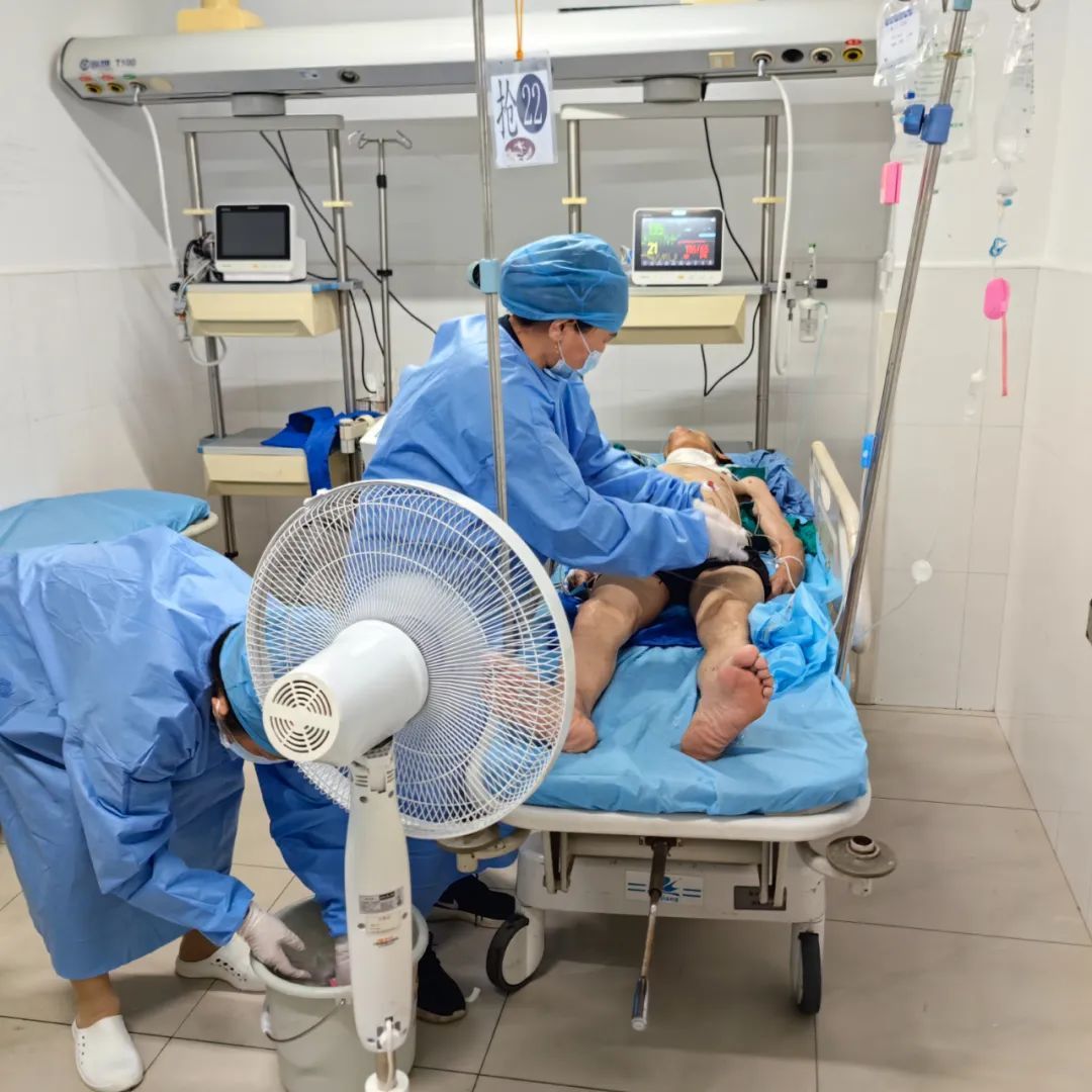 热热热！上海有人突然倒地，体温41.7℃！“器官在温水里煮”，死亡率高达80%……